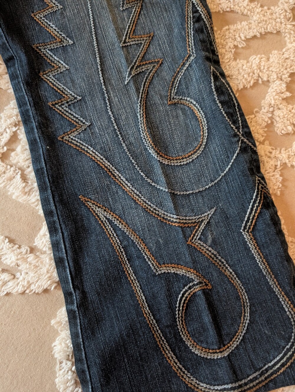 Double D Ranch jeans, jeans w embroidery & silver studs, Size 8 - Picture 5 of 10